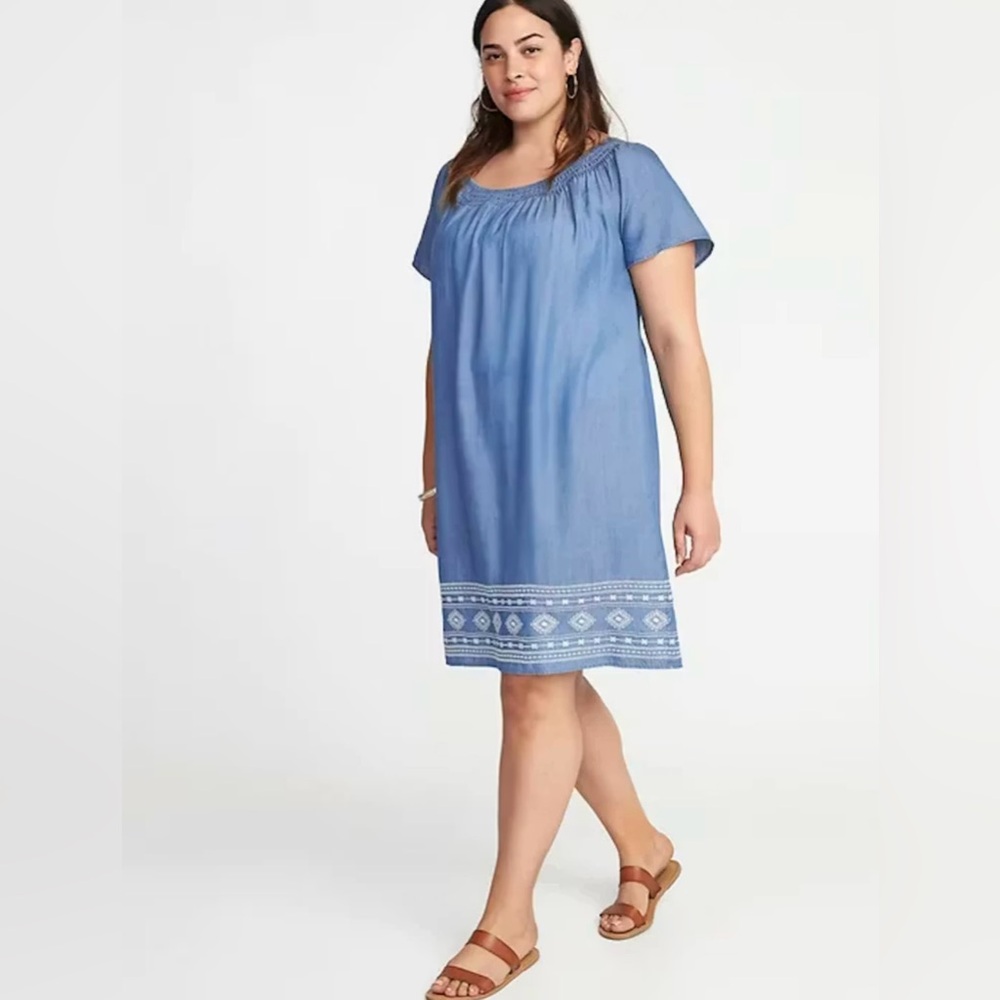 🛍️NWT Old Navy 1X Blue Women's Embroidered Dress